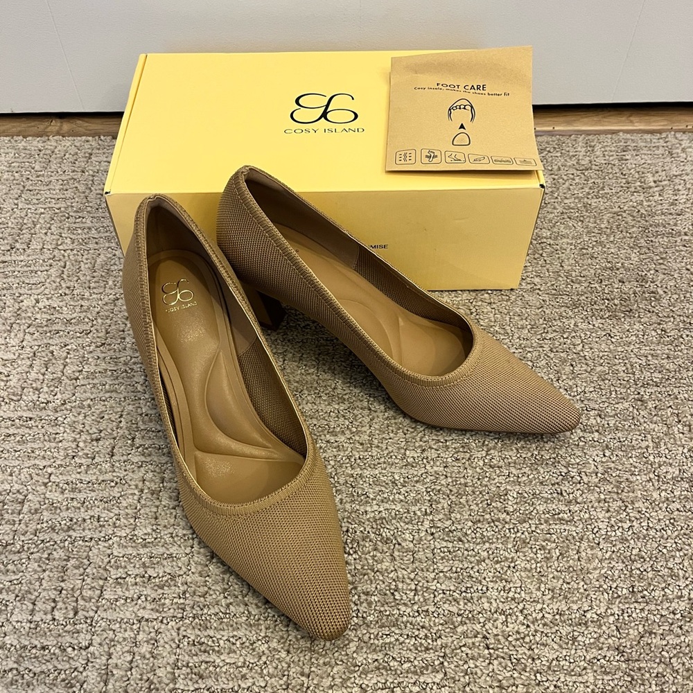 Cosy Island SerenTouch Pointed Toe Heeled Pumps